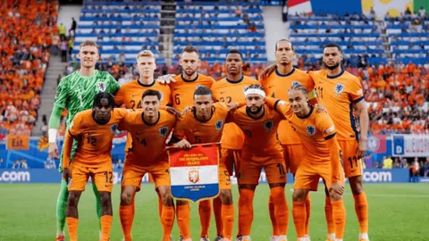 【英超精彩瞬间】懂球帝联手咪咕邀你见证！多古神级凌空，厄德高精准远轰，最佳进球等你来评！